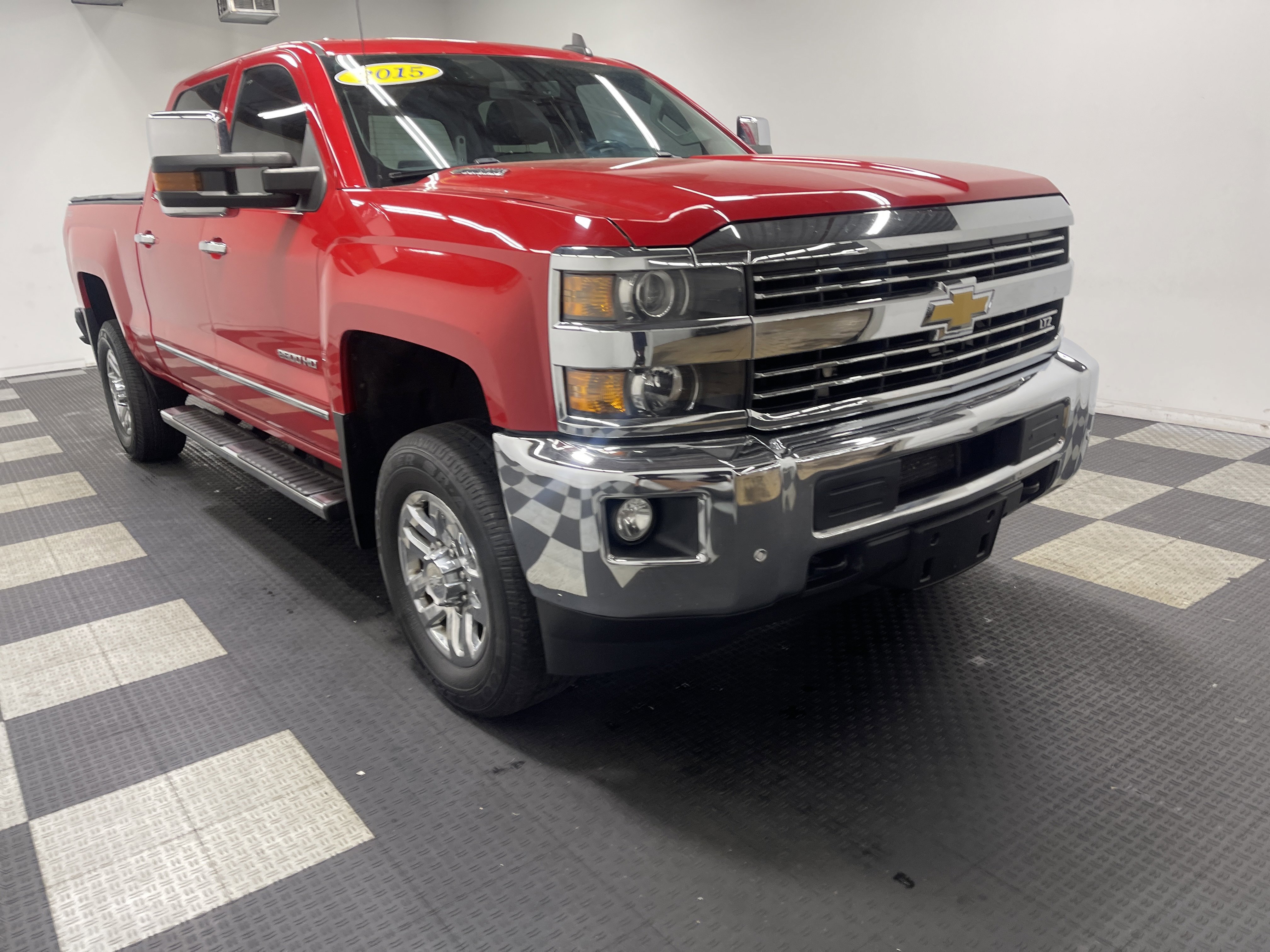 Used 2015 Chevrolet Silverado 2500 LTZ w/ Duramax Plus Package AWD/4WD image 6