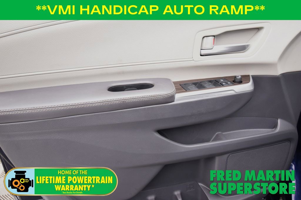 Used 2022 Toyota Sienna XLE image 14