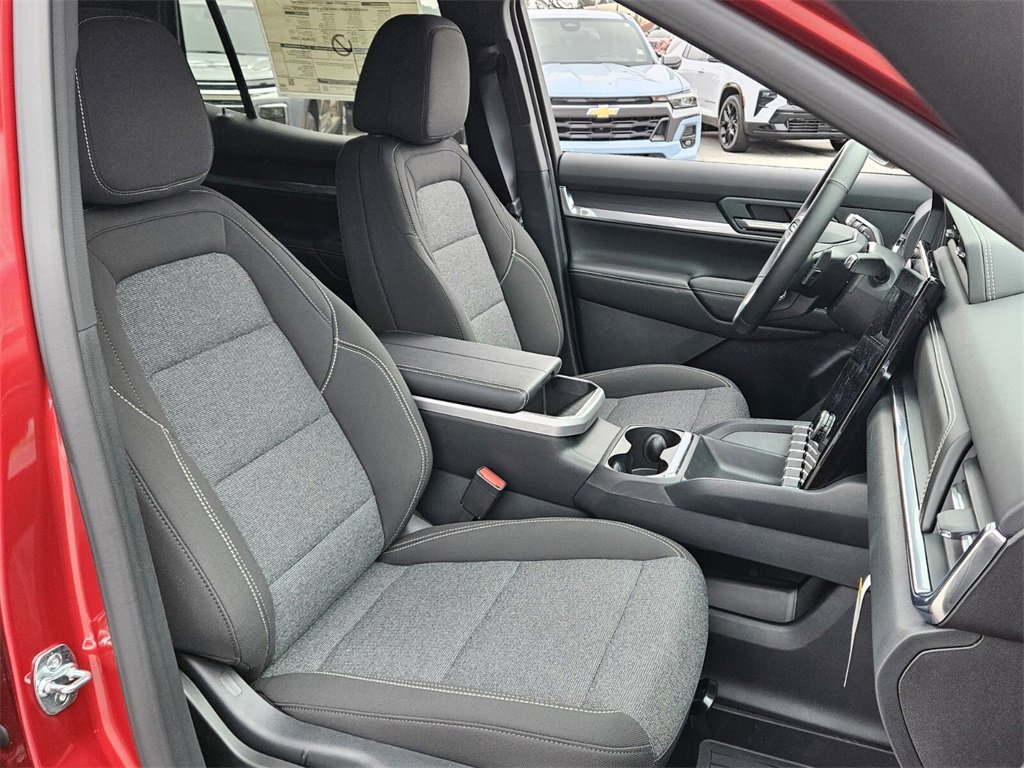 New 2026 GMC Terrain Elevation w/ LPO, Floor Liner Package image 15