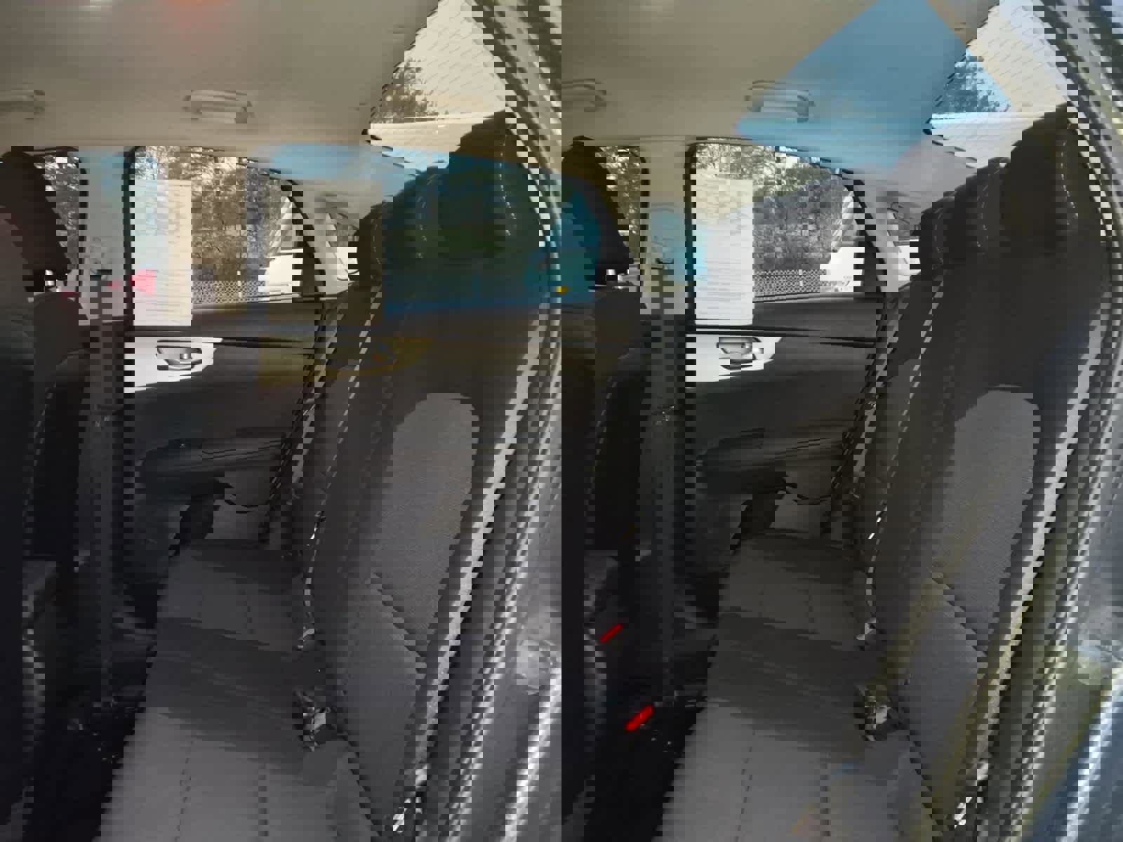 Used 2023 Kia Forte LXS image 8