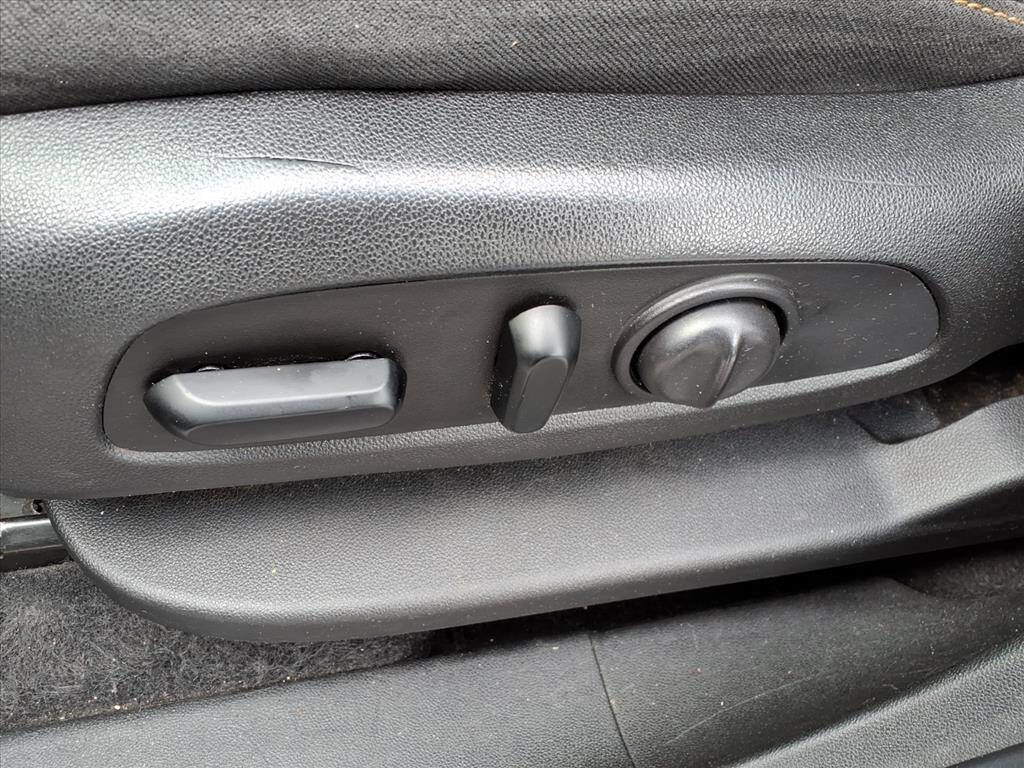 Used 2019 Chevrolet Equinox LT image 15