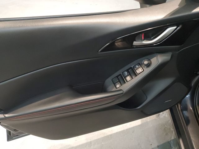 Used 2014 MAZDA MAZDA3 i Grand Touring FWD image 11