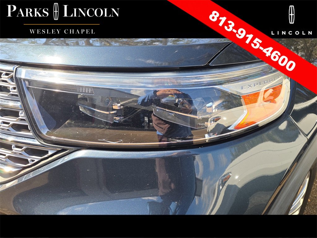 Used 2022 Ford Explorer Limited w/ Limited Technology Package image 7