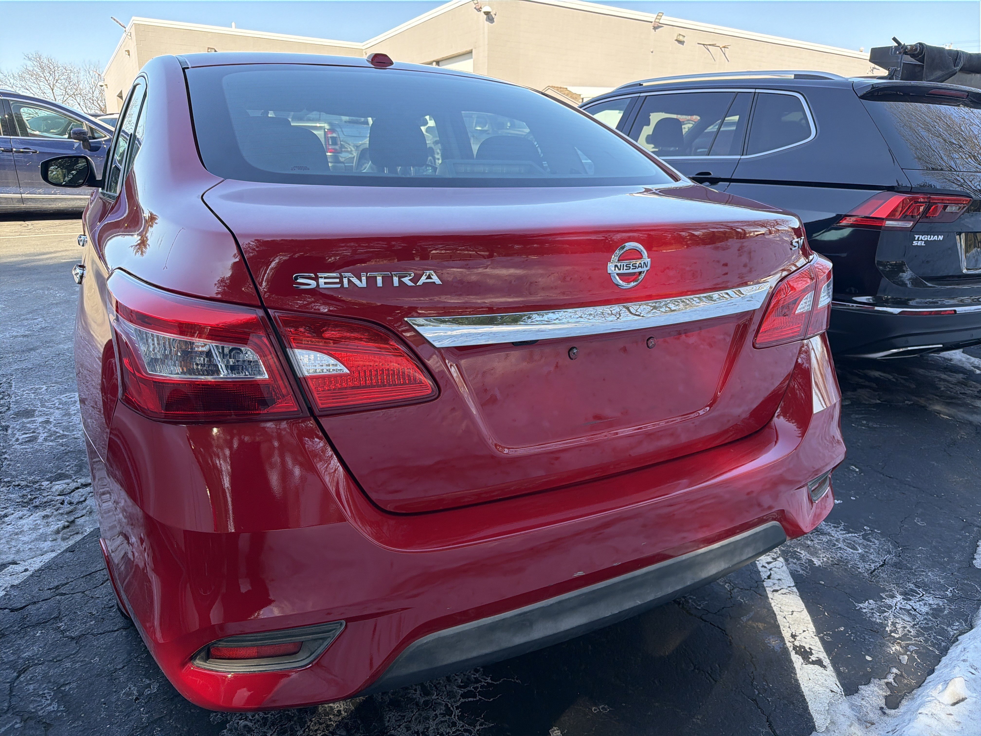 Used 2018 Nissan Sentra SV image 5