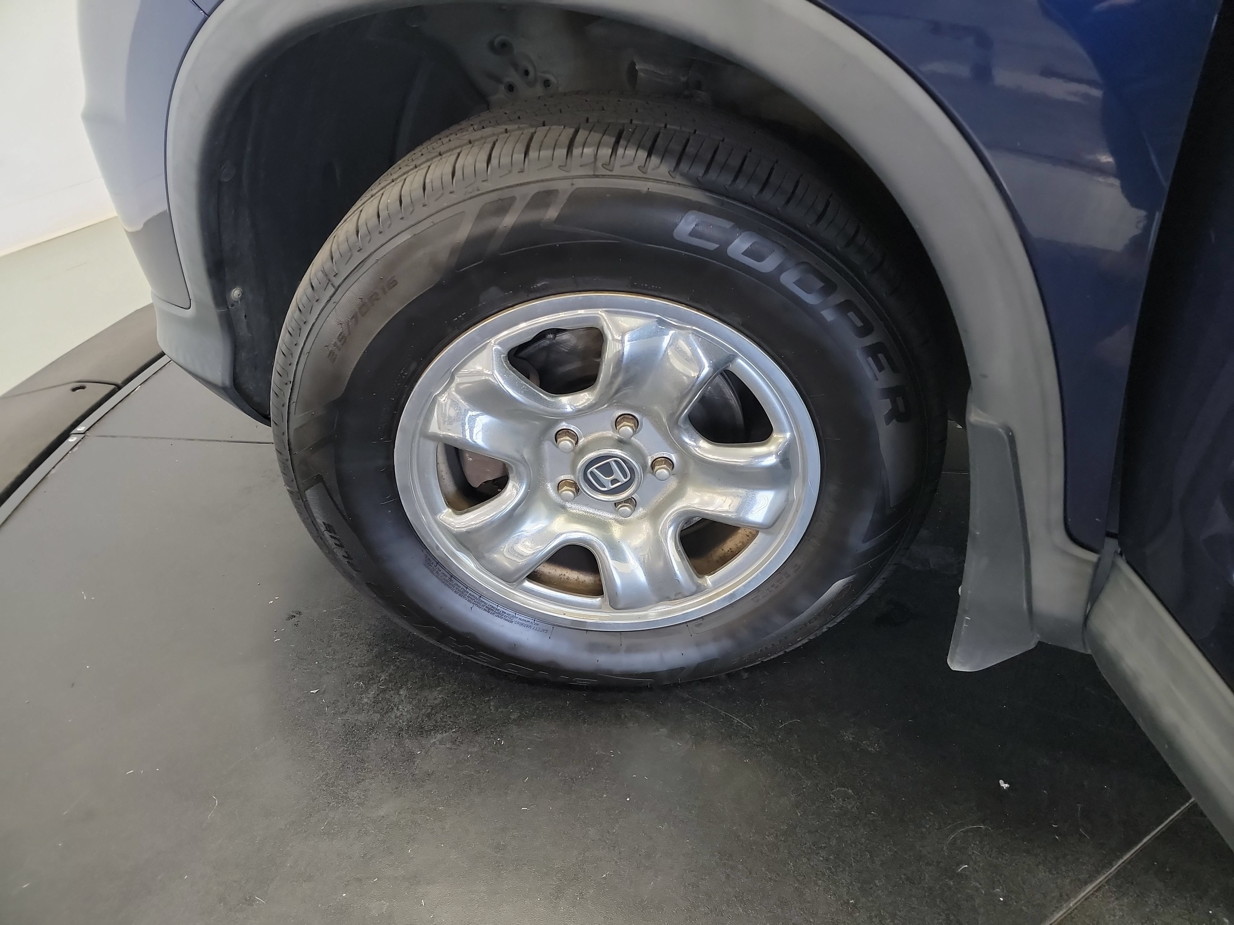 Used 2015 Honda CR-V LX image 29