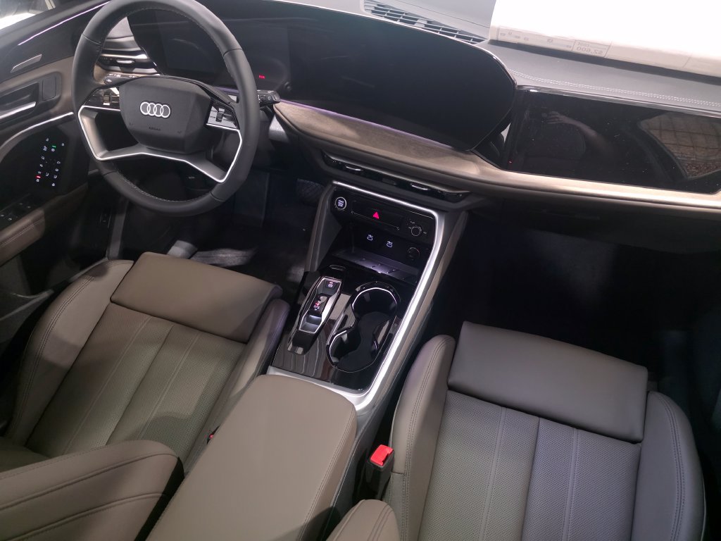 New 2026 Audi Q5 Premium Plus AWD/4WD image 12