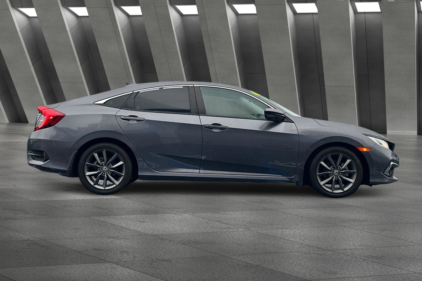 Used 2021 Honda Civic EX image 3