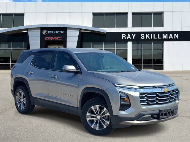 Used 2025 Chevrolet Equinox LT FWD image 1