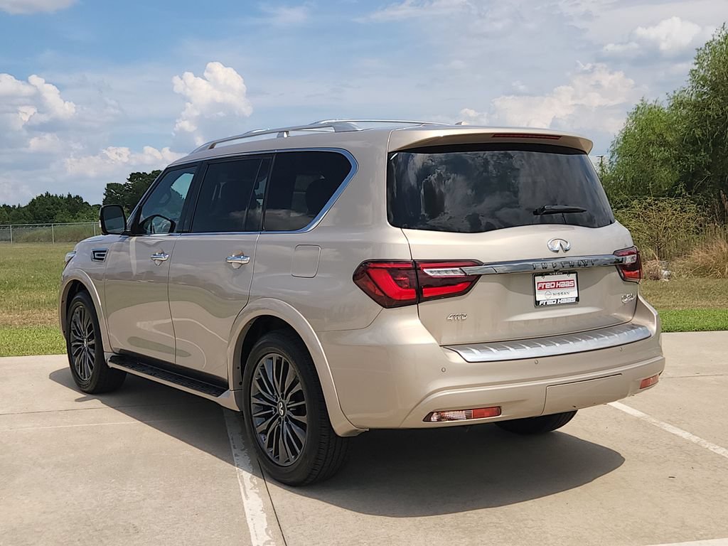 Used 2024 INFINITI QX80 Sensory AWD/4WD image 7
