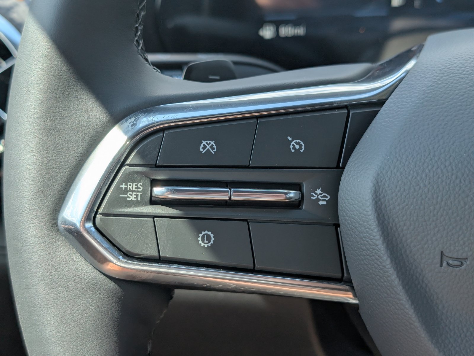 New 2027 Chevrolet Equinox LT w/ Convenience Package II FWD image 19