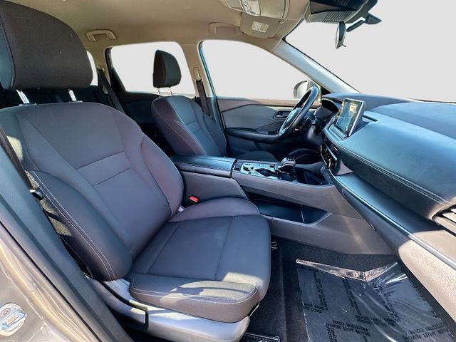 Used 2023 Nissan Rogue S image 26