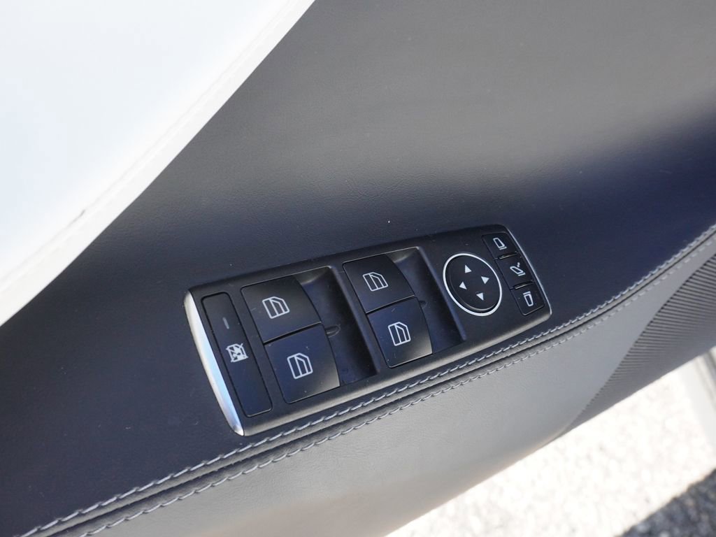 Used 2018 Tesla Model S 100D AWD/4WD image 34