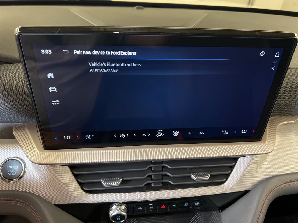 New 2025 Ford Explorer Active w/ Active Comfort Package image 10