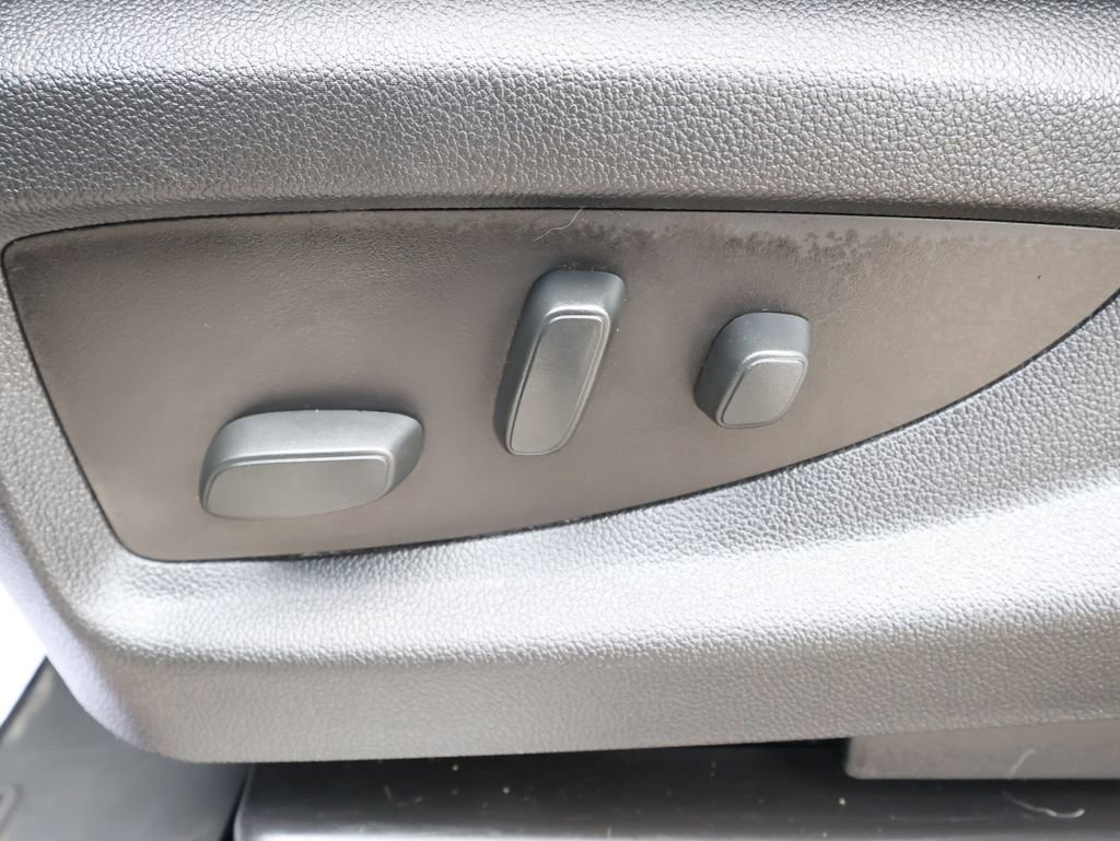 Used 2018 Chevrolet Silverado 1500 LT w/ All Star Edition image 14