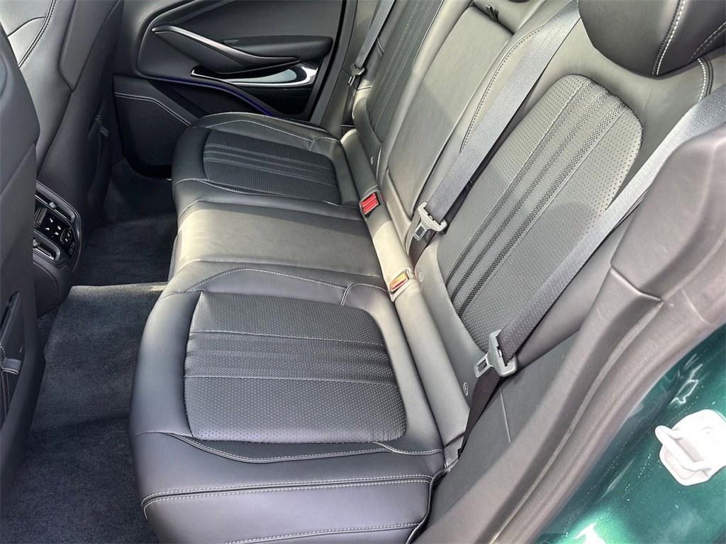 New 2026 Aston Martin DBX 707 image 25