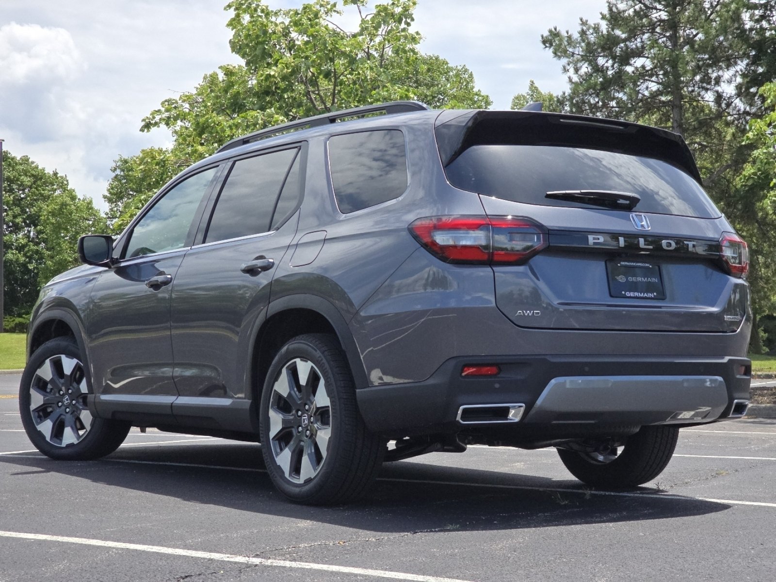 New 2026 Honda Pilot Touring image 17