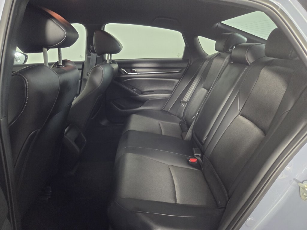 Used 2022 Honda Accord Sport image 22