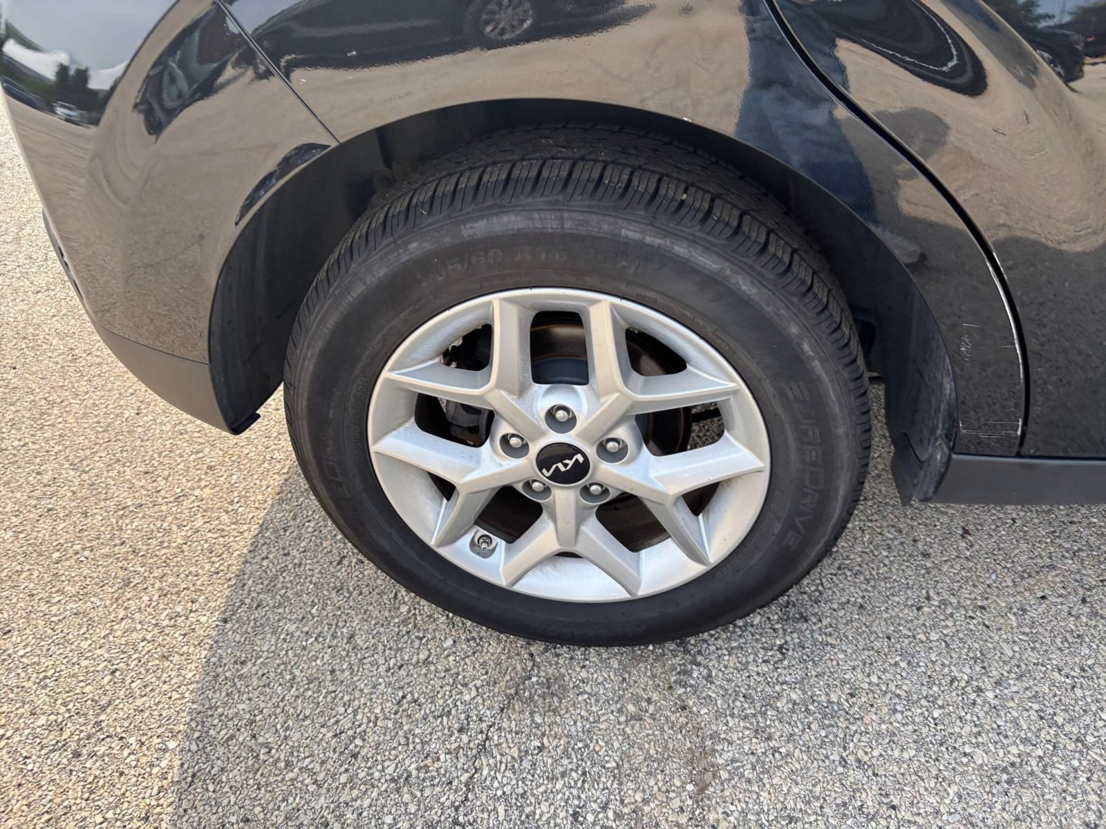 Used 2025 Kia Soul LX w/ LX Technology Package FWD image 27