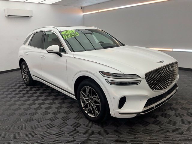 Used 2023 Genesis GV70 2.5T w/ Advanced Package AWD/4WD image 3