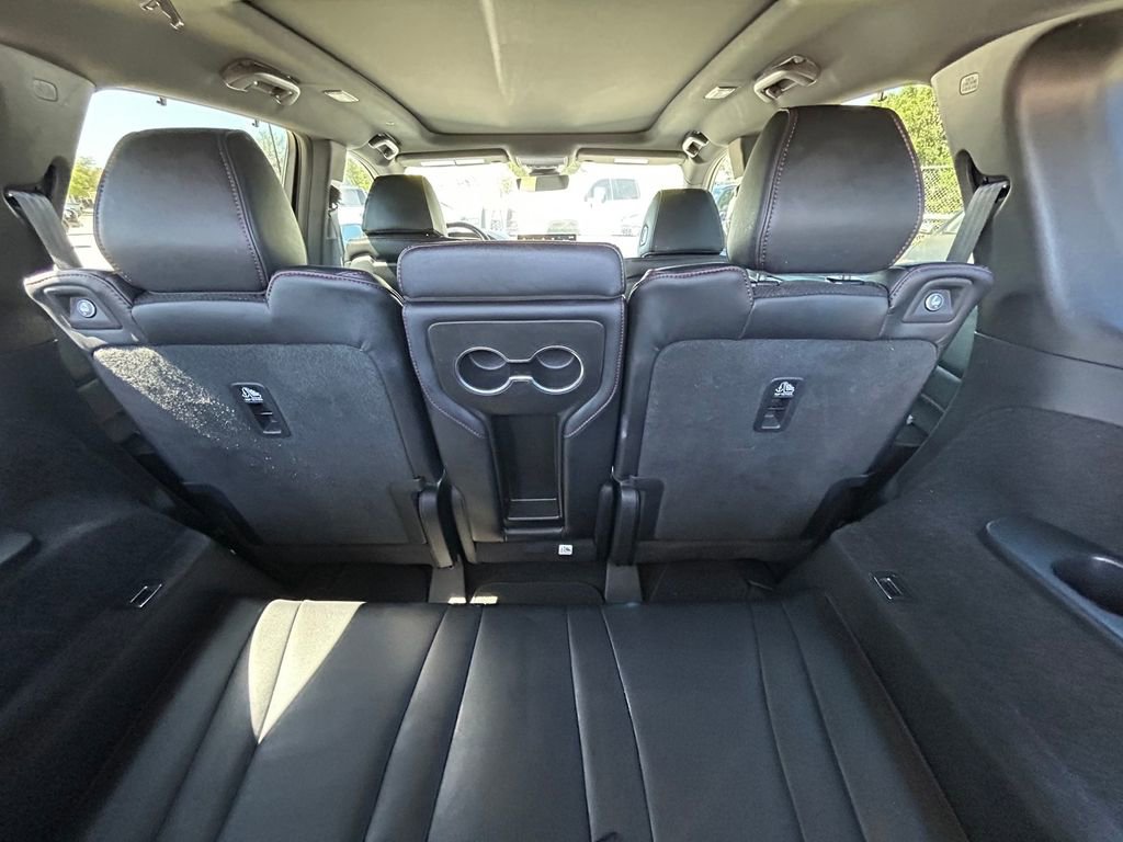 Used 2023 Acura MDX A-Spec image 18