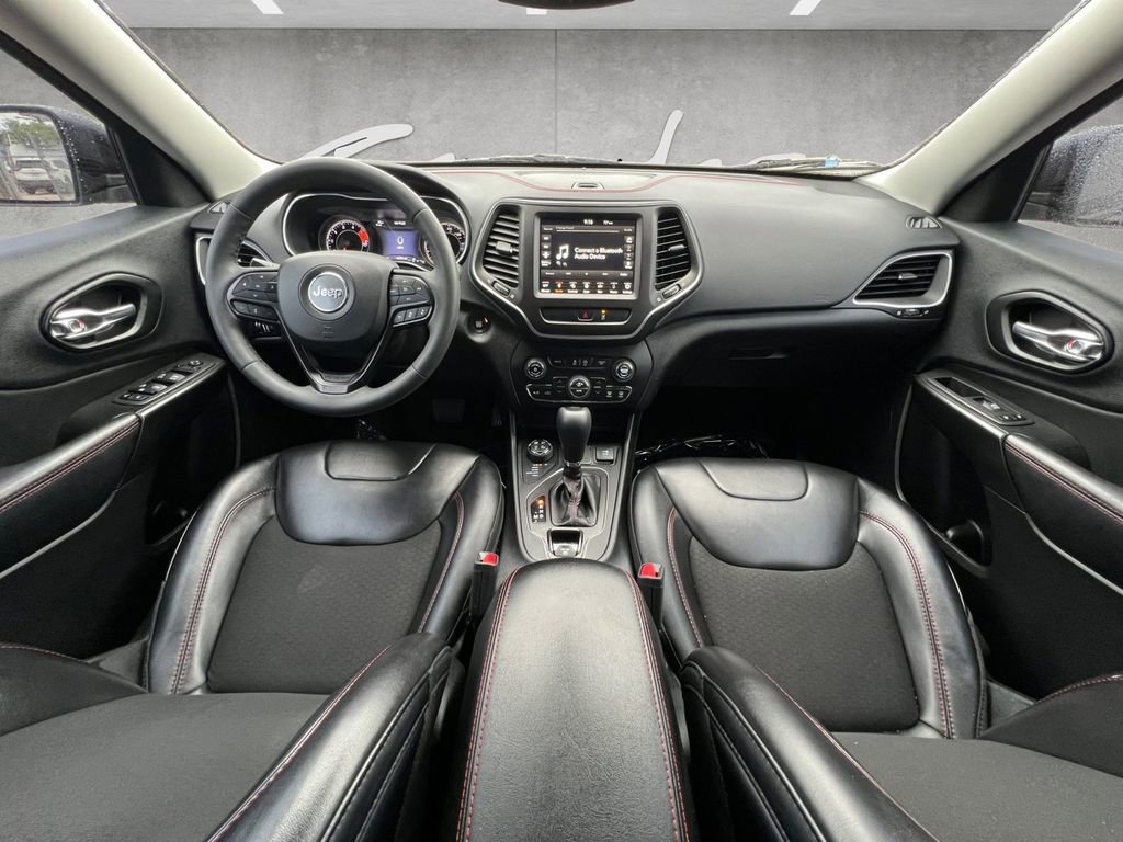 Used 2022 Jeep Cherokee Trailhawk w/ Sound & Nav Group AWD/4WD image 20