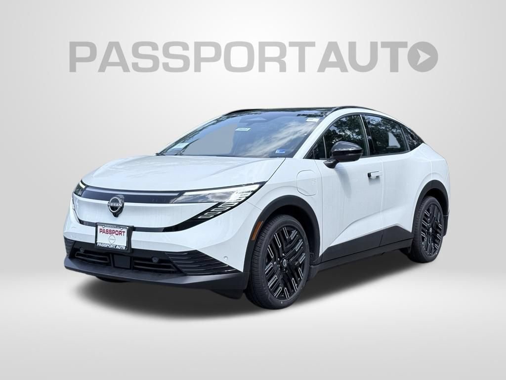 New 2026 Nissan Leaf Platinum+ w/ Cargo Package (Platinum+) FWD image 1