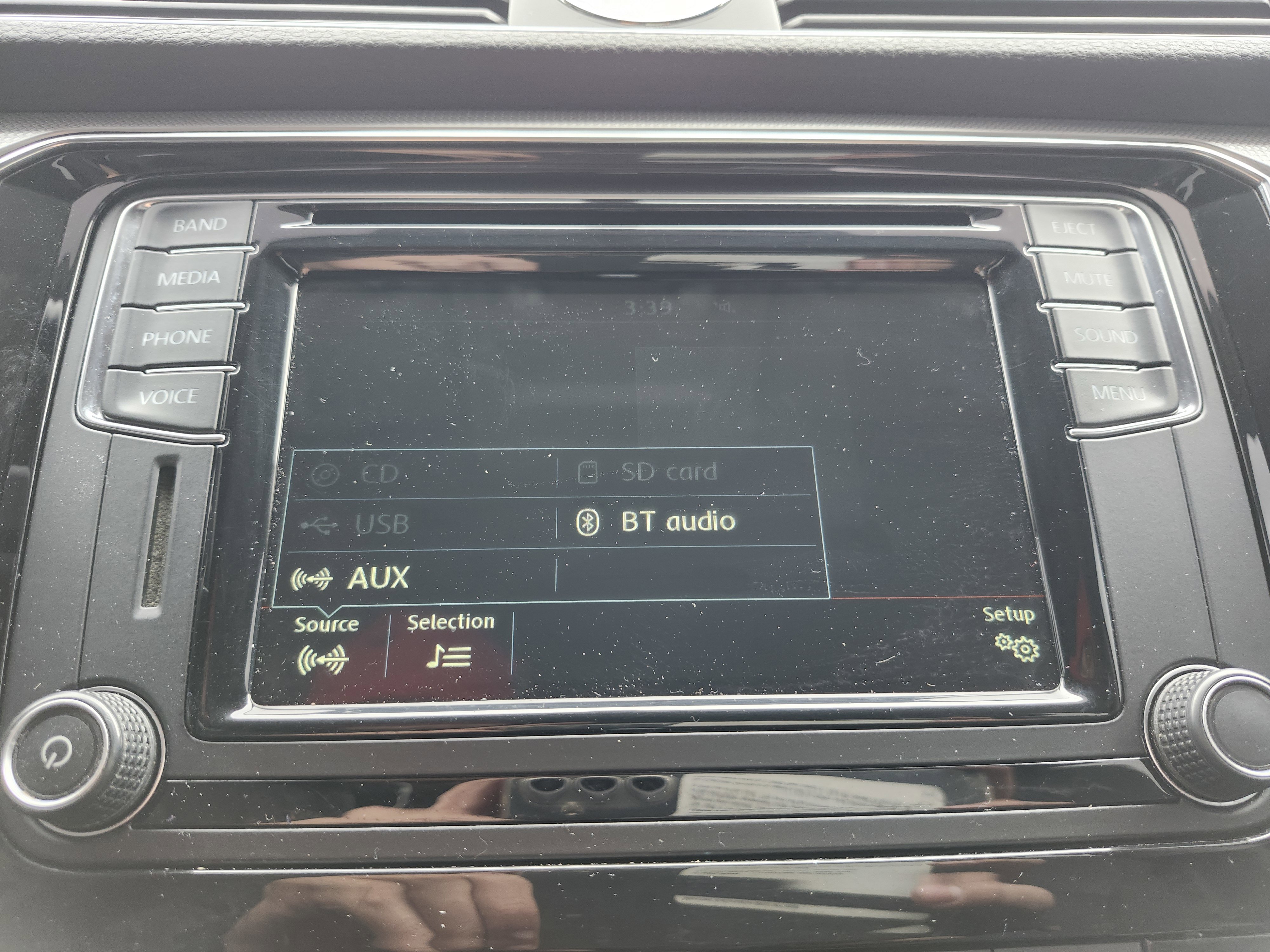 Used 2017 Volkswagen Passat 1.8T R-Line w/ R-Line Lighting Package image 4