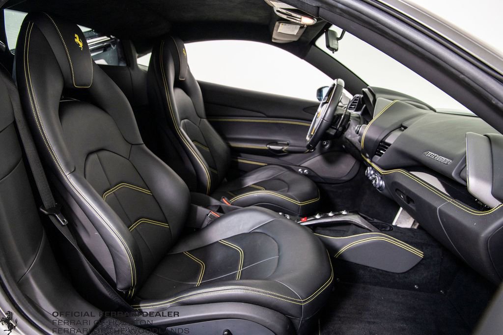 Certified 2018 Ferrari 488 GTB RWD image 13