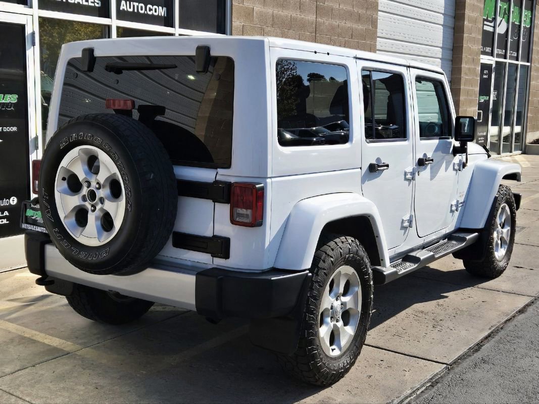 Used 2015 Jeep Wrangler Unlimited Sahara w/ Dual Top Group image 5