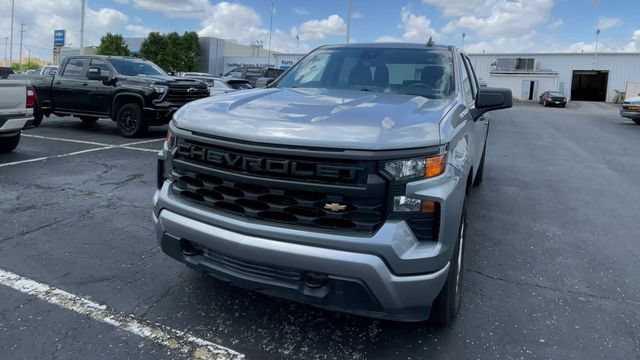 Used 2023 Chevrolet Silverado 1500 Custom AWD/4WD image 5