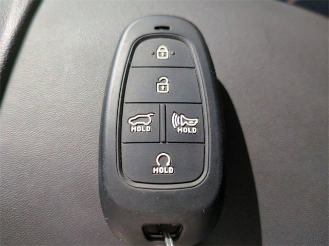 Used 2022 Hyundai Santa Fe SEL w/ Convenience Package image 35