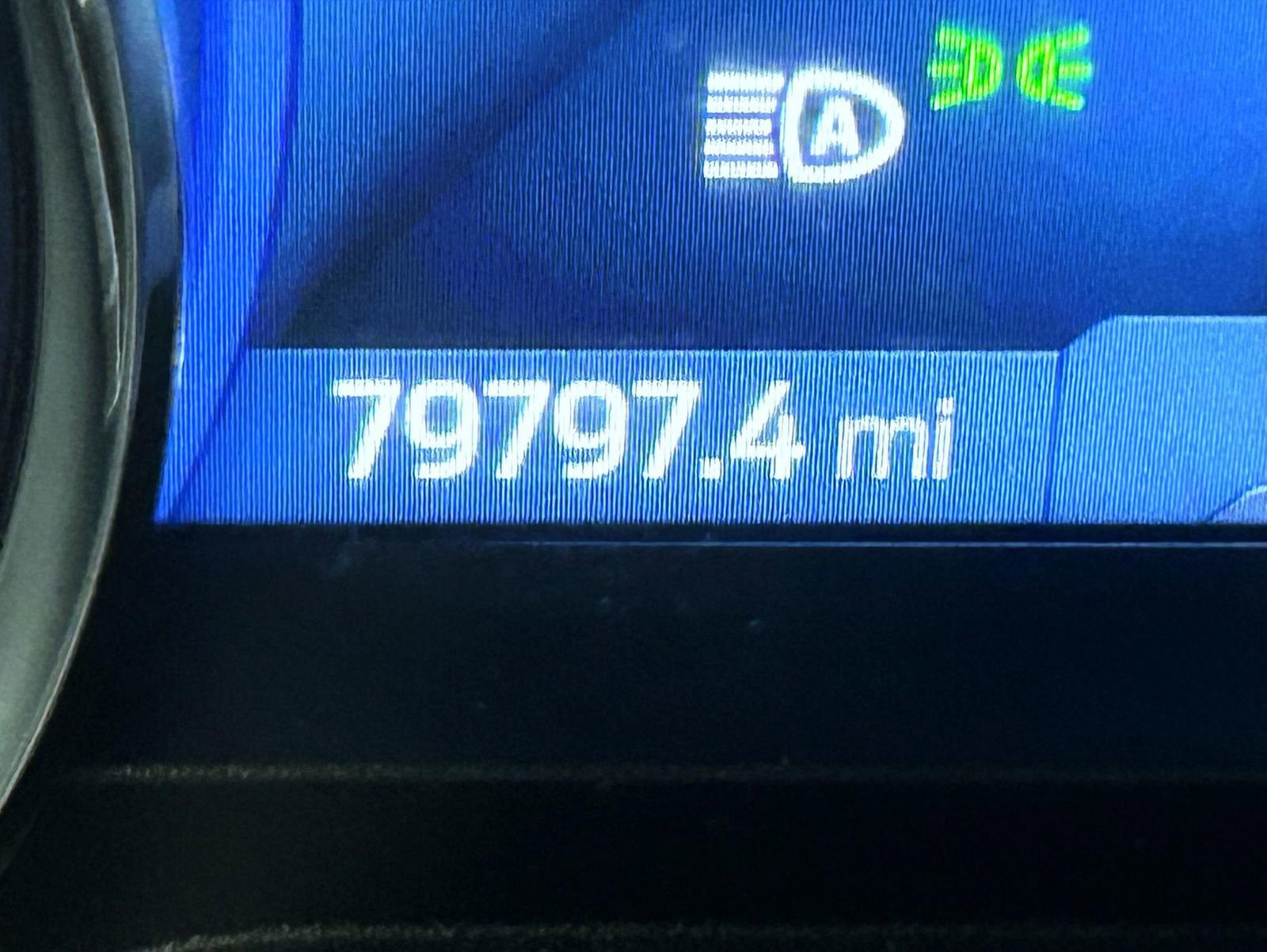 Used 2022 Ford Expedition Limited image 11