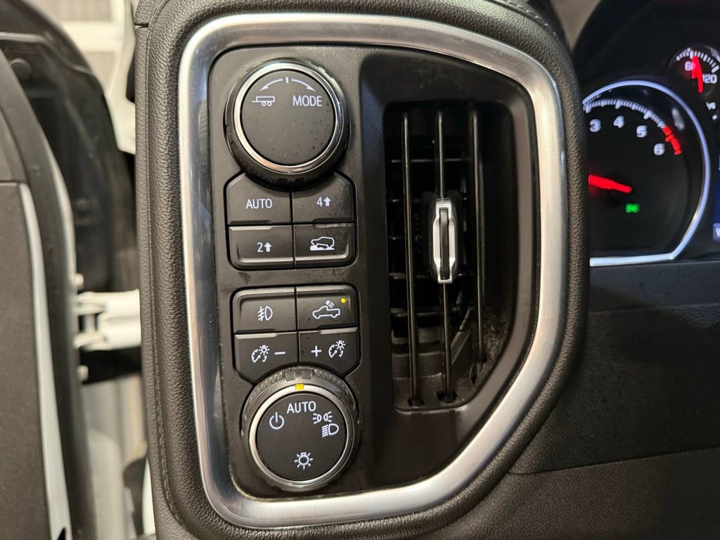 Used 2020 Chevrolet Silverado 1500 RST w/ All-Star Edition image 28