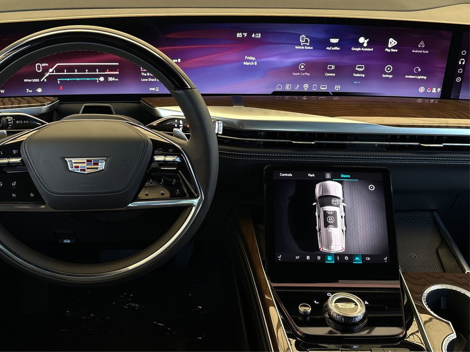 New 2026 Cadillac Escalade ESV Platinum Sport w/ LPO, ONYX Package image 15