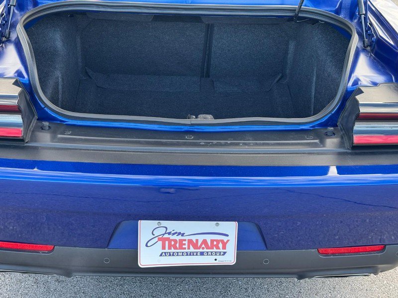 Used 2022 Dodge Challenger R/T w/ Blacktop Package image 4
