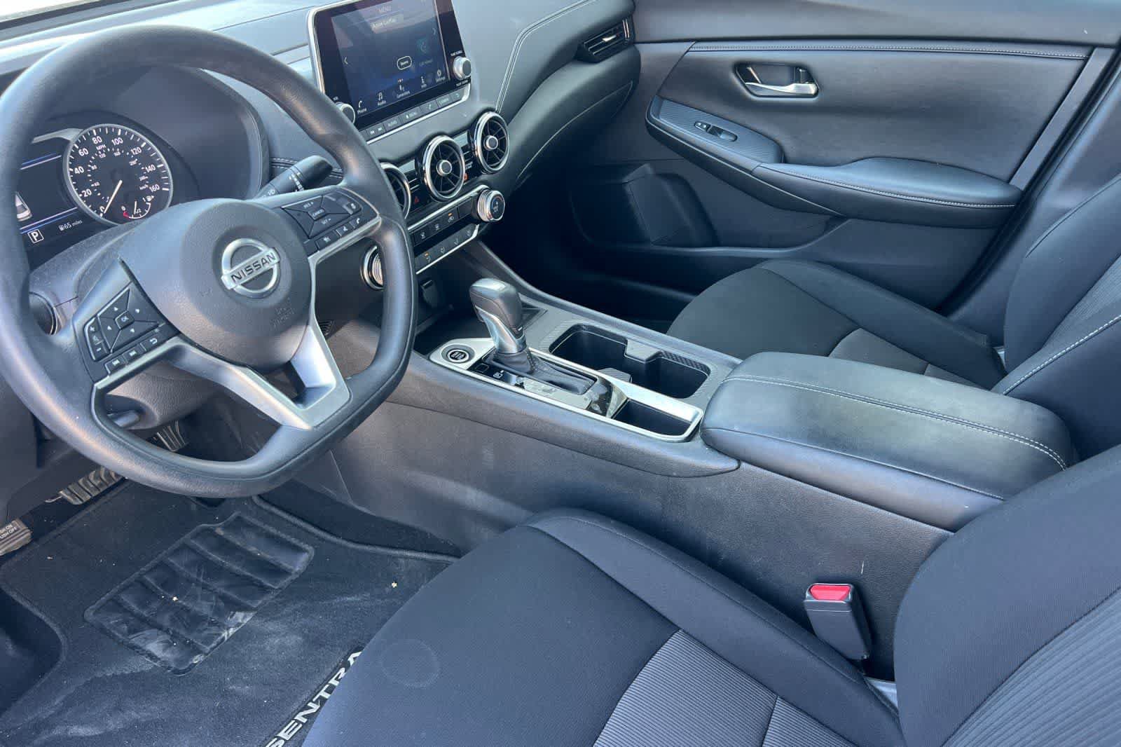 Certified 2023 Nissan Sentra SV FWD image 14
