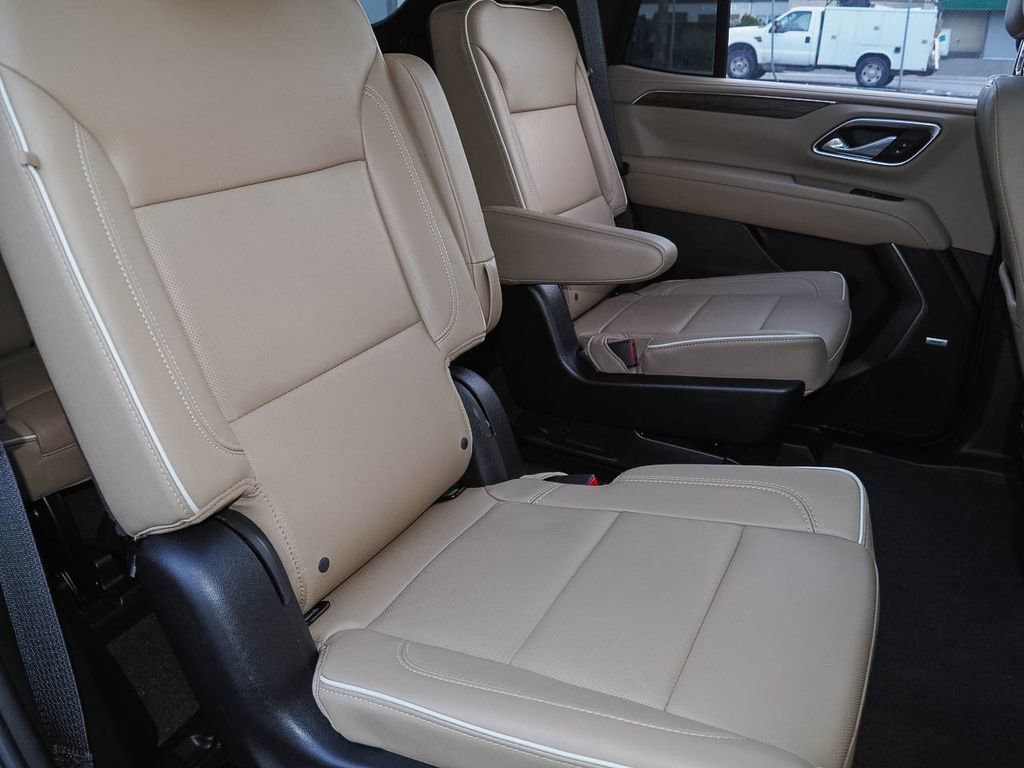 Used 2024 Chevrolet Tahoe Premier w/ Premium Package AWD/4WD image 22