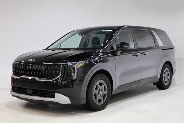 Used 2025 Kia Carnival image 3