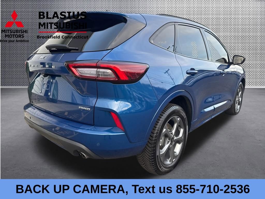Used 2023 Ford Escape ST-Line w/ Tech Pack #1 AWD/4WD image 9