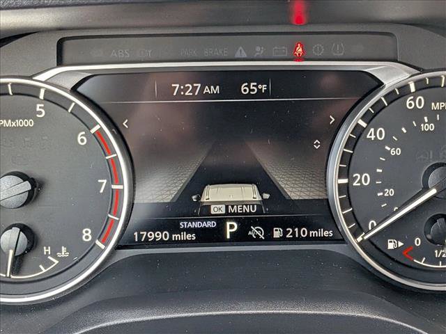 Used 2025 Nissan Rogue SV image 11