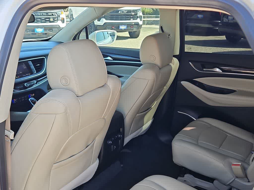 Used 2020 Buick Enclave Essence w/ Trailering Package, 5000 lbs. FWD image 16