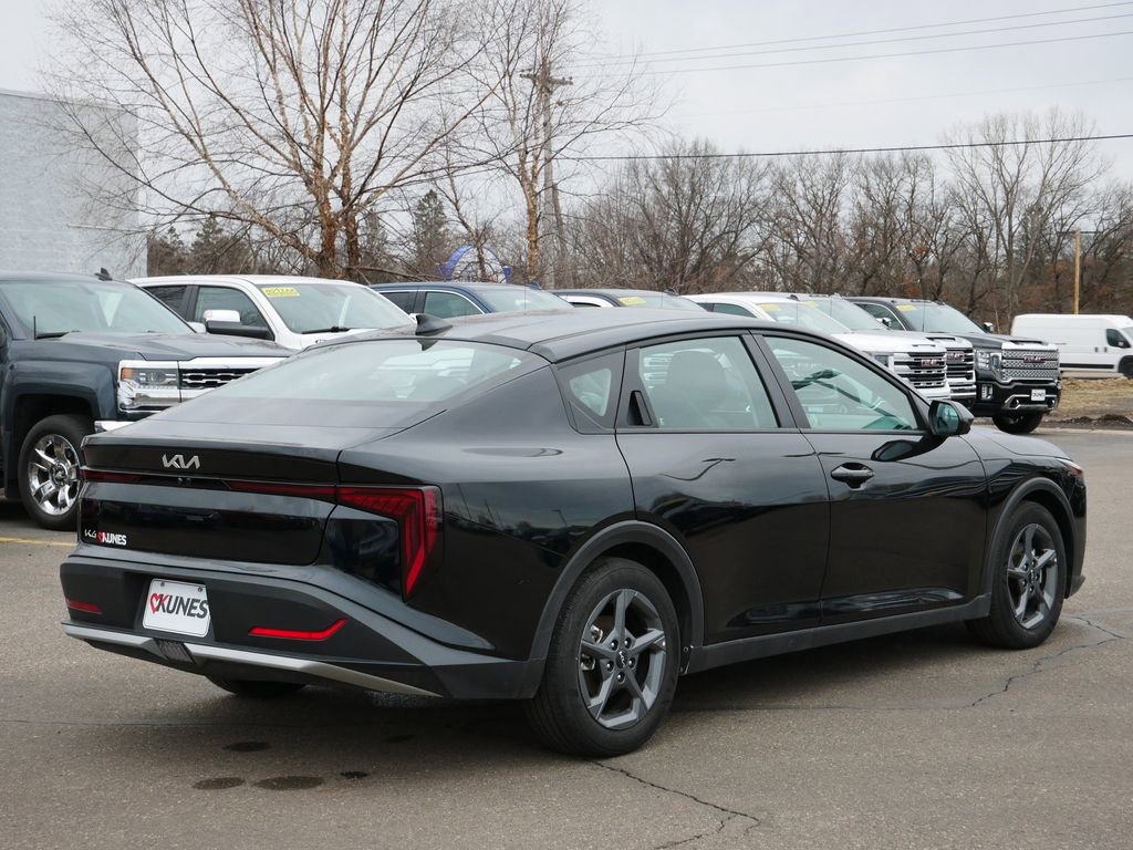 Used 2025 Kia K4 LXS image 7