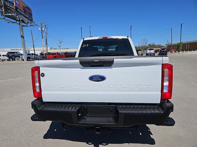 Used 2025 Ford F250 XL image 4