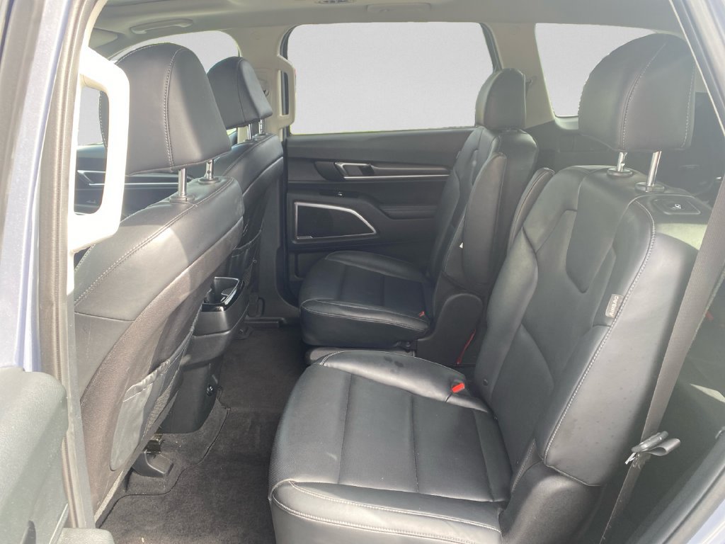 Used 2025 Kia Telluride S FWD image 25