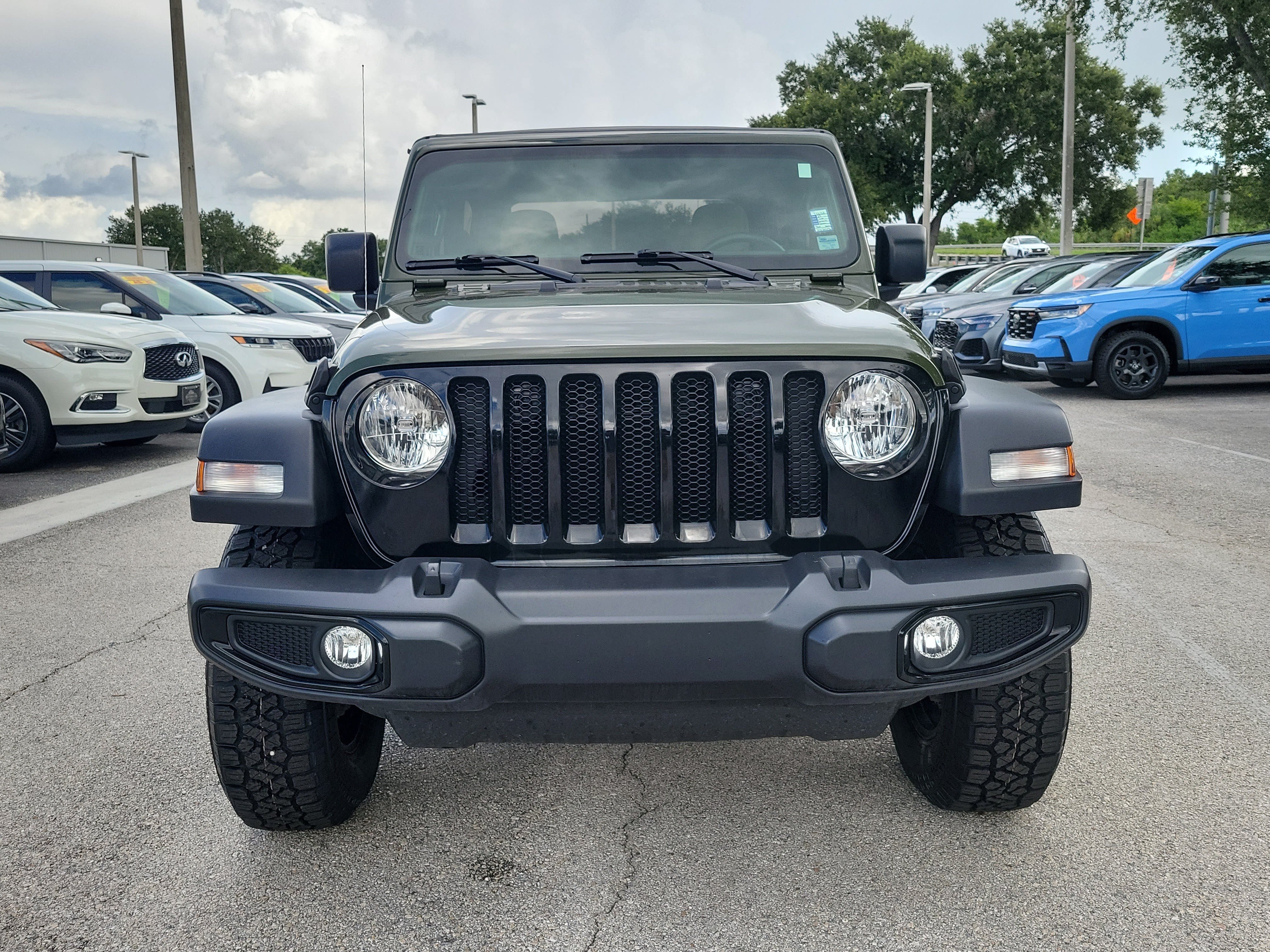 Used 2023 Jeep Wrangler Sport AWD/4WD video 2