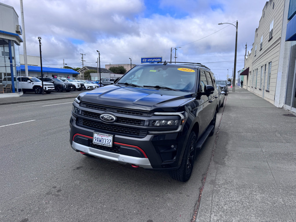 Used 2022 Ford Expedition Timberline AWD/4WD image 2