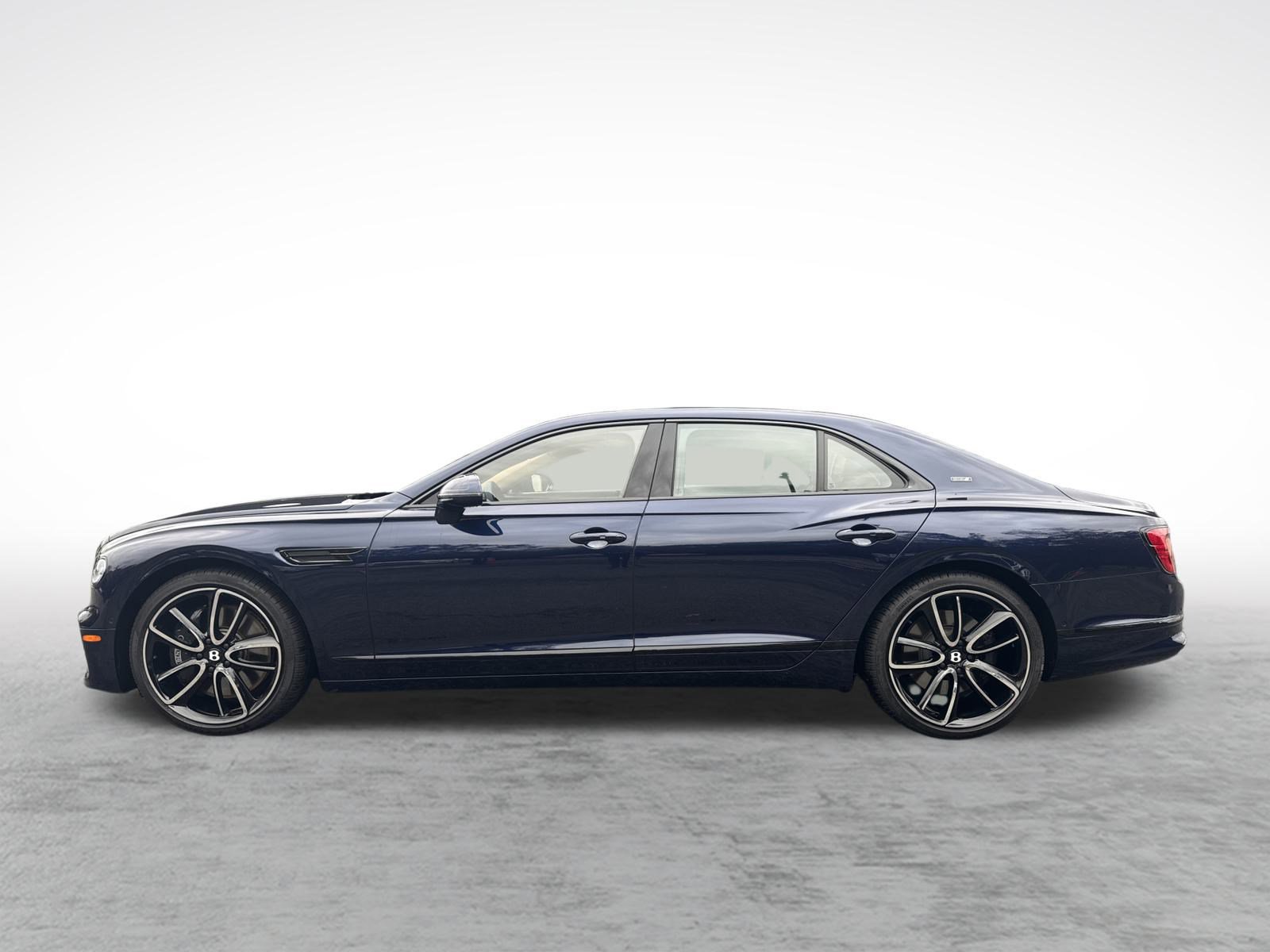 Used 2024 Bentley Flying Spur V8 image 8