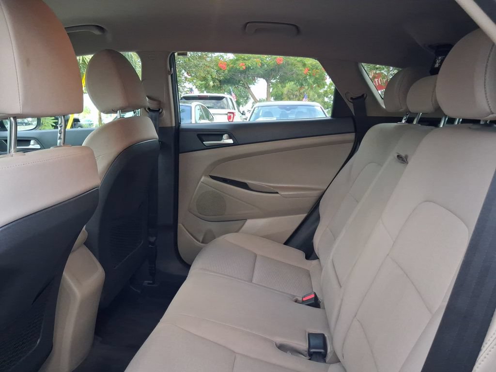 Used 2021 Hyundai Tucson Value w/ Cargo Package FWD image 8
