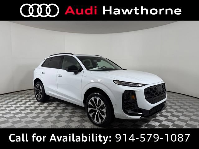New 2026 Audi Q3 quattro 2.0T AWD/4WD image 1