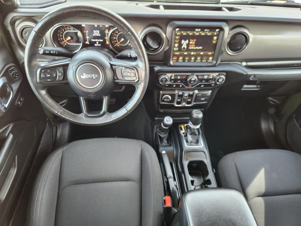 Used 2023 Jeep Gladiator Willys AWD/4WD image 10